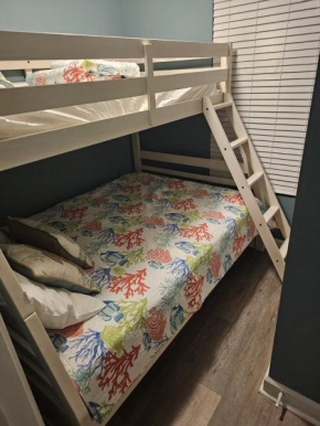 Shores of Panama 314 - 1 BdBunks, Sleeps 6, Same Level Parking, Free Fun! condo